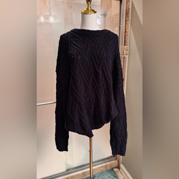 FREE PEOPLE Isla Cable Stitch Tunic Black Chunky Sweater Loose Fit Oversized Top - Picture 3 of 17
